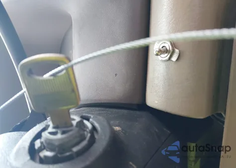 1999 Ford F-250 Lariat/Xl/Xlt from USA, damaged, VIN 1FTNX20F0XED22720